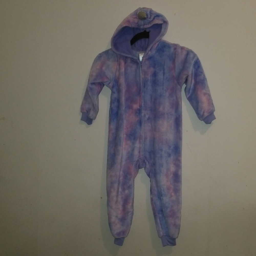 Child hooded onsie